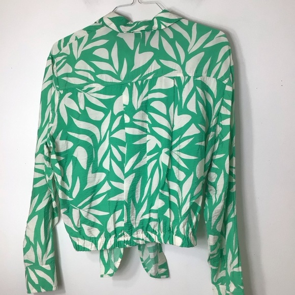 C + A top green 6 - Picture 10 of 11